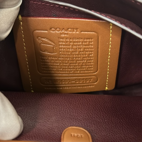 Coach Dinky Tea Rose Crossbody 38197 - Picture 11 of 14